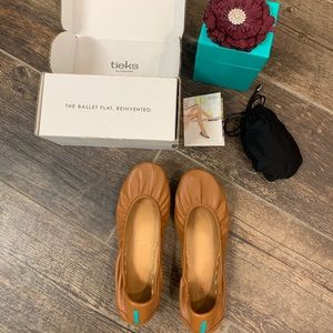 Chestnut Tieks by Gavrieli Size 8